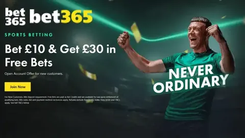 “澳网赛场中国女单止步，双打激情再起——精彩速递”